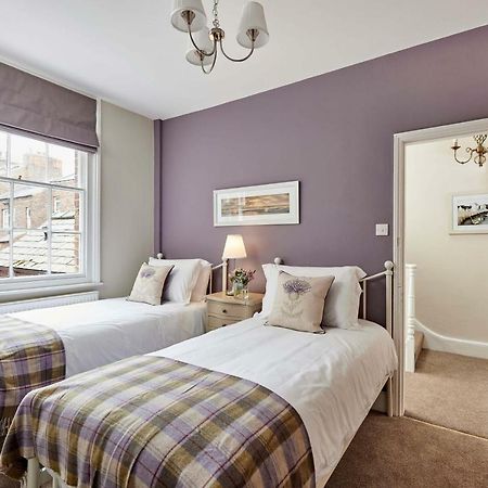 Vila Harbour House Whitby Exteriér fotografie